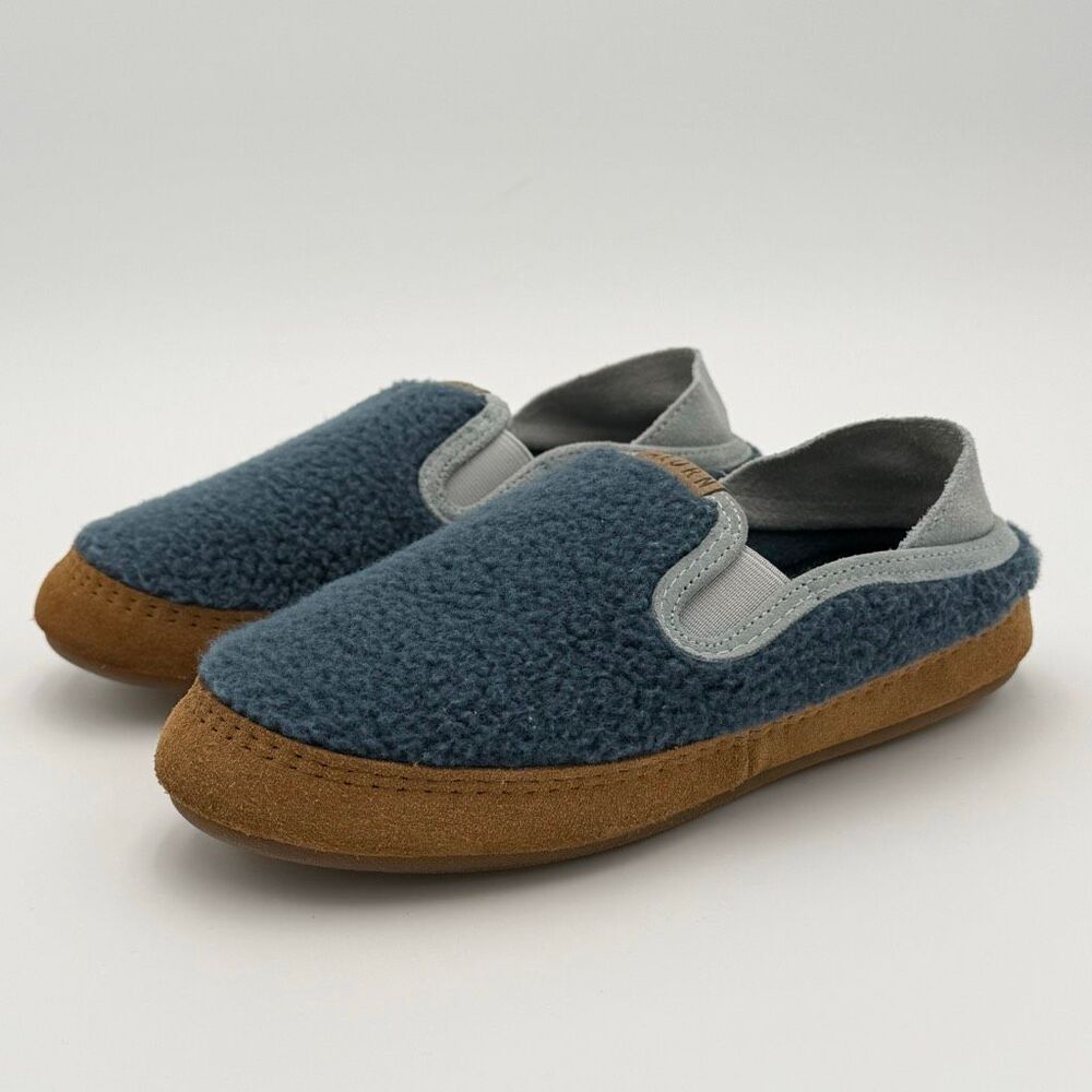 Acorn Women’s Classic Moccasin Slip-On Slippers Faux Fur Leather Soles US Size 6
